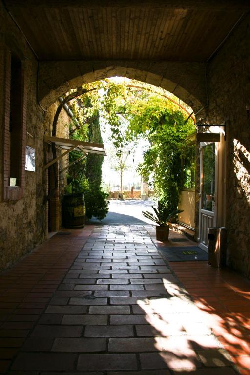 Logis Auberge Cote Jardin Hotel Lezignan-Corbieres Exterior photo